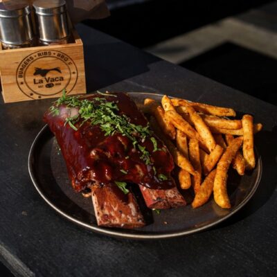 BURGER-AND-RIBS-BRISBANE-LA-VACA-RESTAURANT (2)