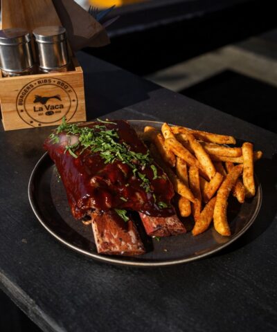 BURGER-AND-RIBS-BRISBANE-LA-VACA-RESTAURANT (2)